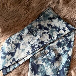 *LIKE NEW* lululemon 7/8 Leggings (Women’s Size 12)